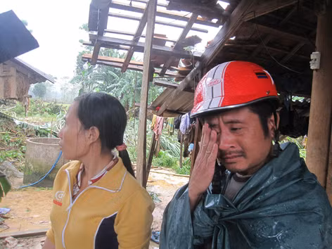 Làm bao năm lũ quét sạch một giờ