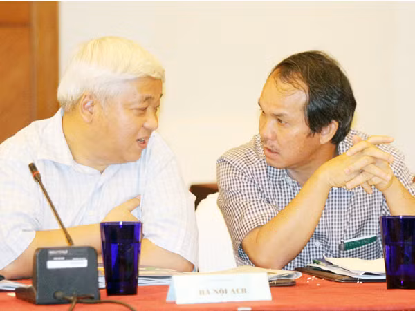 Việc các vị trí chủ chốt của VPF dự kiến do các cán bộ của VFF nắm không khiến các ông bầu Kiên, bầu Đức lo ngại Ảnh: VSI