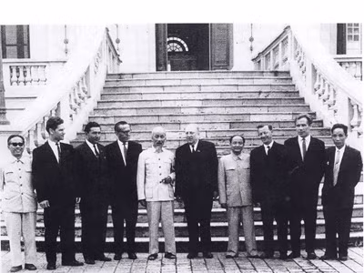 Bác Hồ trong mắt người Nga