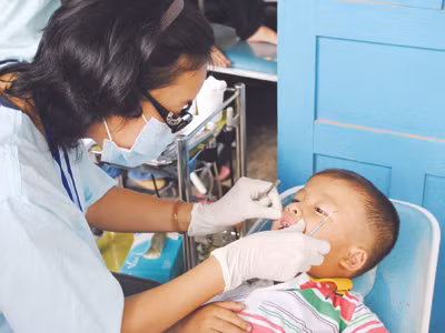 Bệnh nhân đến khám ở Bệnh viện Ung bướu TP HCM