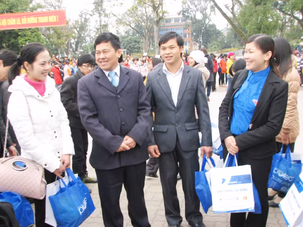 Người trẻ giải quyết 'ca' khó