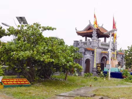 Trường Sa có thêm hai ngôi chùa