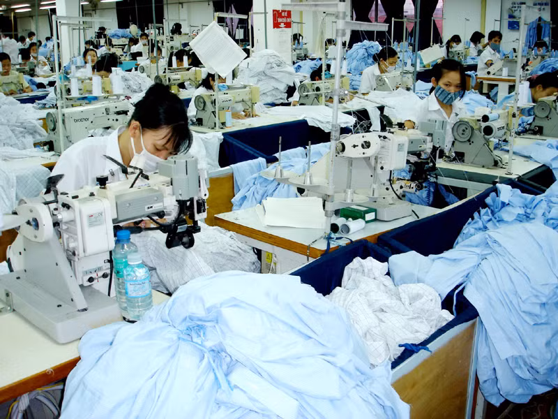 Hạ lãi suất cho vay: Giấc mơ xa