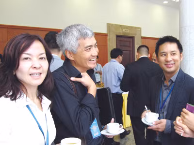 Về với Tết Việt