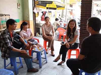 Tìm về với hạnh phúc 'bình thường'