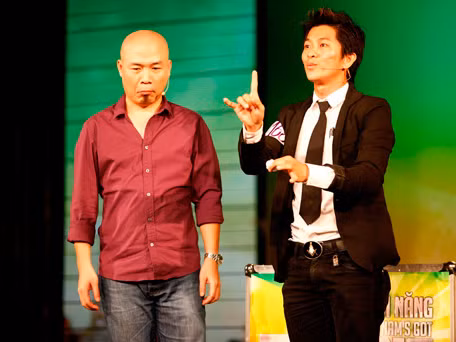 Thí sinh Vietnam’s Got Talent diễn ảo thuật qua mặt Huy Tuấn