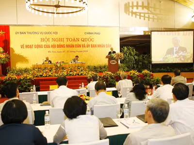 Việc bỏ HĐND quận, huyện, phường vẫn chưa ngã ngũ tại Hội nghị toàn quốc về HĐND và UBND các cấp. Ảnh: TTXVN