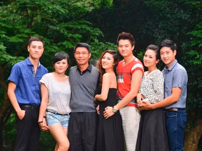 "Cô Đẩu" Công Lý thành đàn ông góa vợ