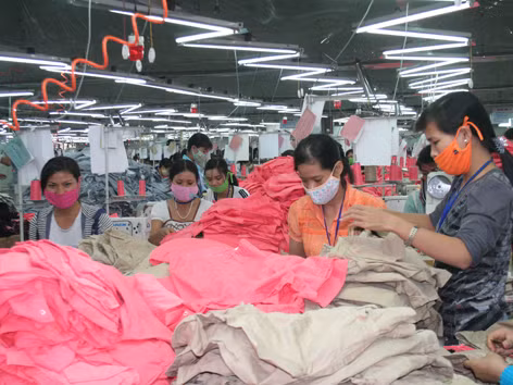 Doanh nghiệp dệt may của Việt Nam đang đứng trước thách thức lớn khi tham gia TPP