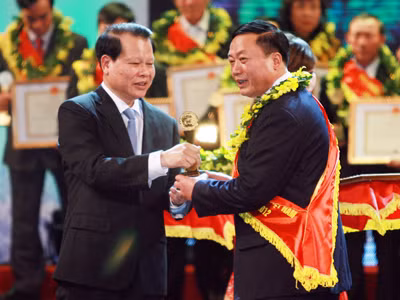 Trao Giải thưởng Bông lúa Vàng Việt Nam cho sữa Mộc Châu