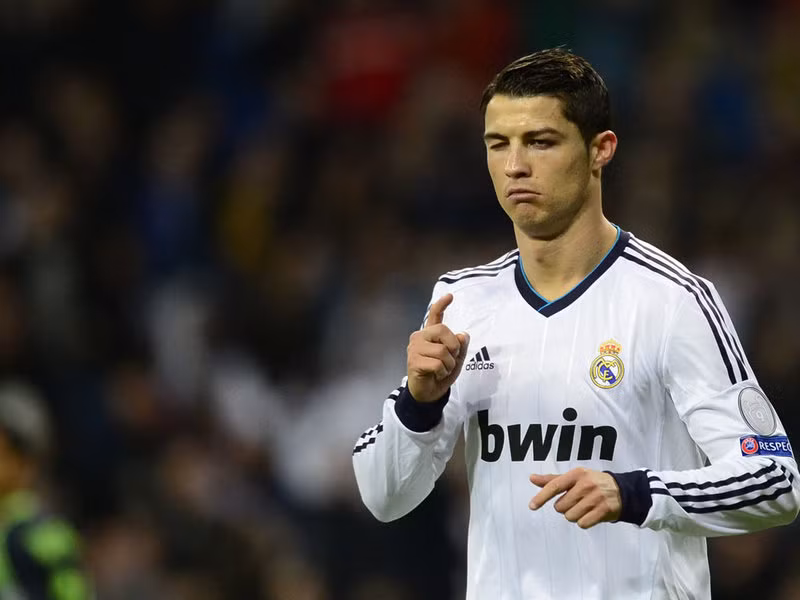 Ronaldo: Người hùng 10 phút