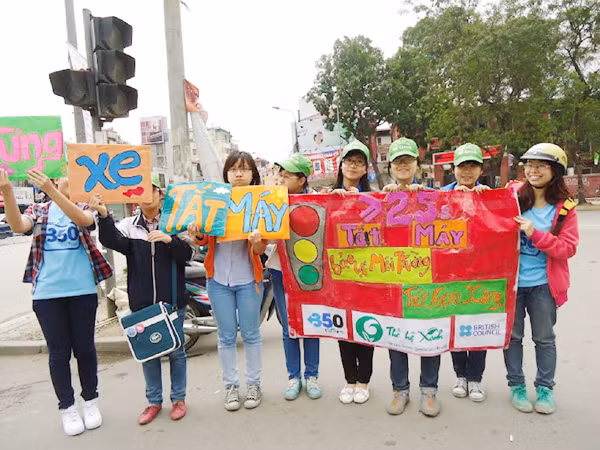 'Tắt máy bật tương lai'