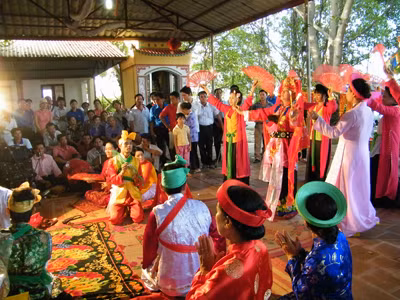 Thanh đồng Hà Nội liên hoan