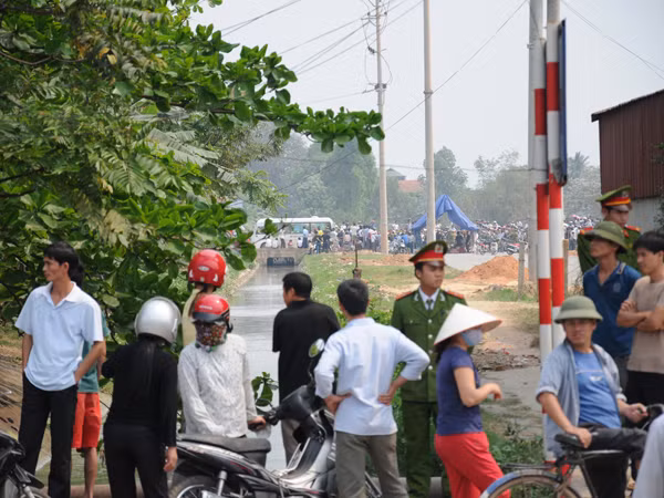 Con rể Chủ tịch tỉnh Vĩnh Phúc làm việc với CQĐT