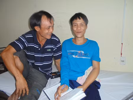 'Người rừng' Hồ Văn Lang 'sành điệu' như... cán bộ đi làm