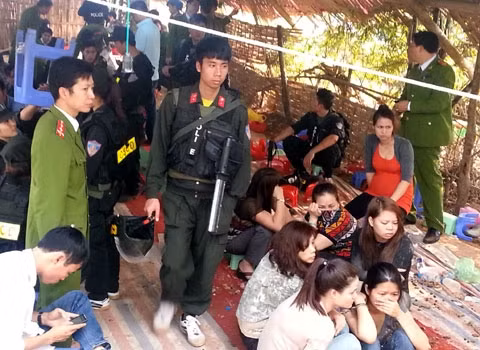 Chân dung 2 'ông trùm' khét tiếng điều hành sới bạc