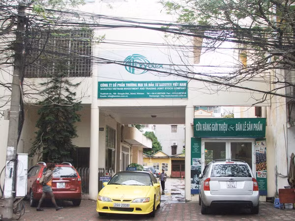 Tại số 100 Thái Thịnh sẽ thu hồi 1.500m2 đất để xây trường mầm non Ảnh: Minh Tuấn