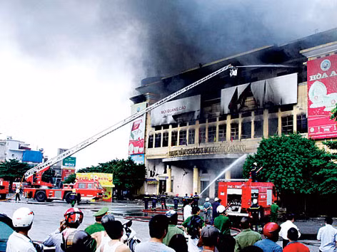 Thiêu rụi 500 quầy, thiệt hại 500 tỷ đồng