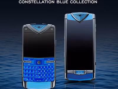 Vertu ra mắt bộ đôi 'dế' siêu sang lấp lánh