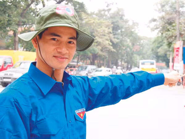 Tiến sĩ Xoáy: Đừng nói người trẻ vô cảm