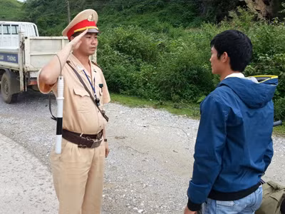 Vị khách đáng ngờ trên chuyến xe