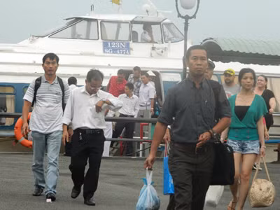 Giao thông đường thủy: Nhiều bất cập phơi bày