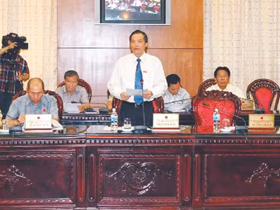 Các đại biểu thảo luận tại phiên họp thứ 41	Ảnh: TL