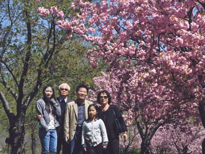 Gia đình GS Ngô Bảo Châu tại Washington D.C Ảnh:Tư liệu GĐ