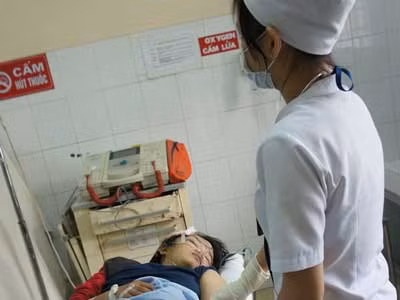 TNGT kinh hoàng: 60 người thương vong