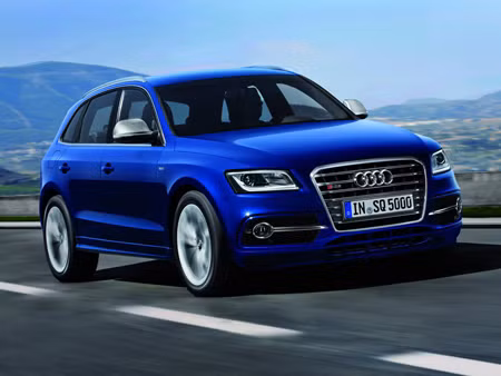 Audi SQ5 TDI lộ diện