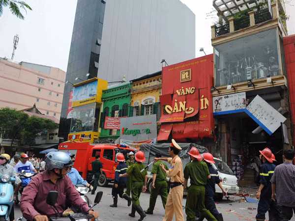 Hung thủ nổ mìn cướp vàng từng cướp hụt tiệm vàng khác