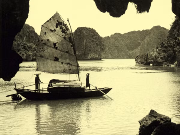 Miễn vé tham quan vịnh Hạ Long bốn ngày