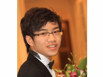 “Cậu bé vàng piano” Nguyễn Việt Trung Muốn vượt Lang Lang