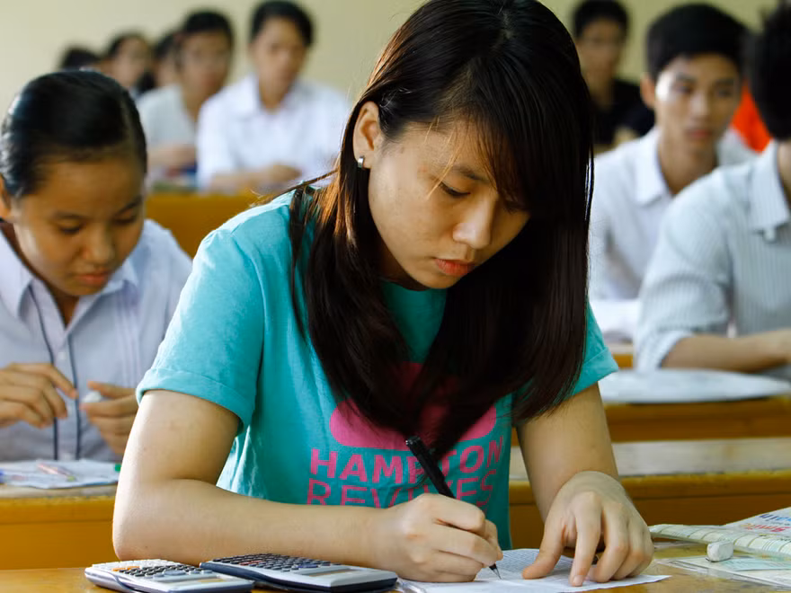Bài giải đề thi Hóa, tiếng Anh