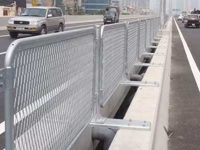 Sau 1 tuần thông xe đường trên cao: Bộc lộ nhiều bất cập