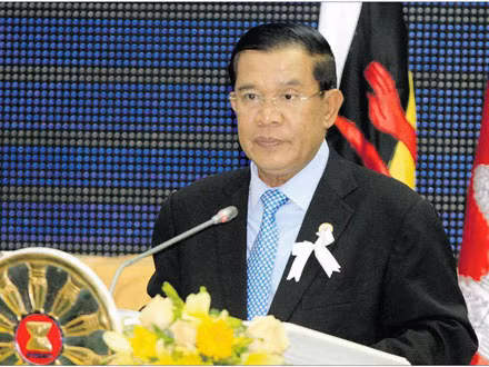 Thủ tướng Campuchia Hun Sen thăm Việt Nam