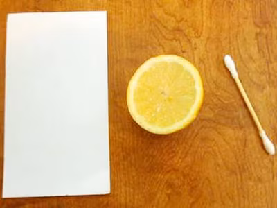 Bí mật thư 'tàng hình' của các điệp viên