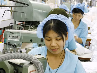 Giảm thuế bao nhiêu cho vừa?