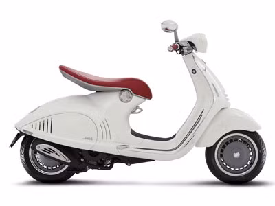 Siêu phẩm Vespa 946 giá hơn 200 triệu sắp đến Hà Nội