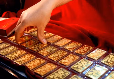 Vàng trong nước giảm nhẹ