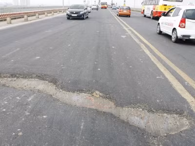 Sự cố mặt cầu Thăng Long là nan giải
