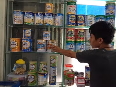 Đã thu hồi phần lớn sữa Dumex Gold nghi nhiễm khuẩn
