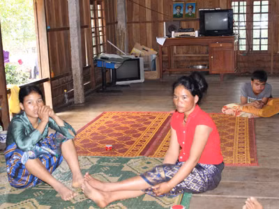 Vụ thảm sát 5 phu trầm: Hé lộ nghi can thứ 4?