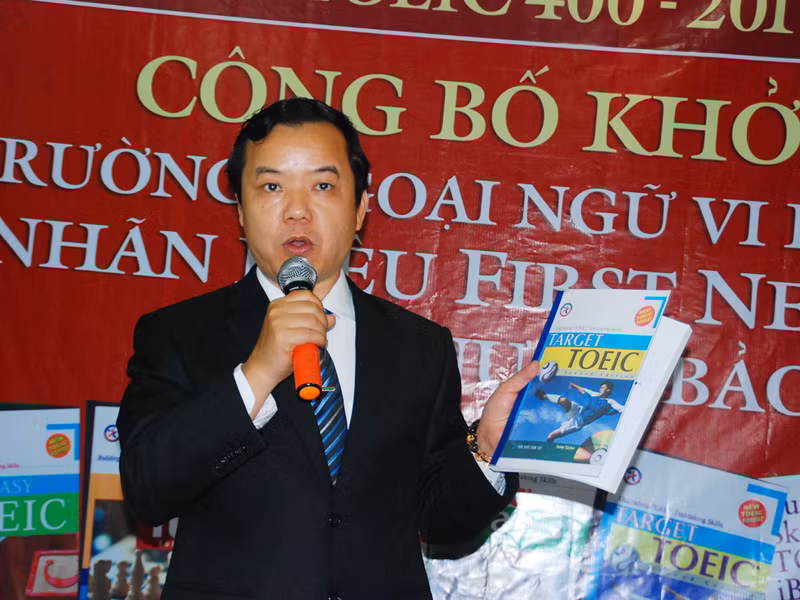 Ông Phước tại buổi họp báo