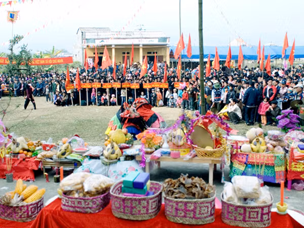 Xuân nồng thắm trên rẻo cao xứ Lạng