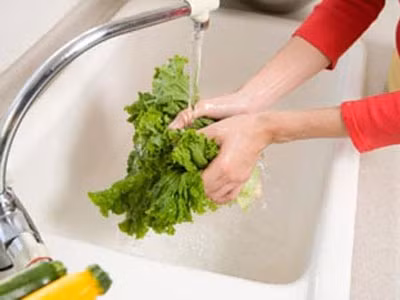 Bé 10 tháng tuổi nhiễm sán lá gan lớn