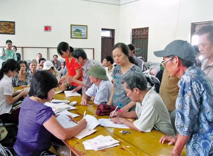 Nhiều chính sách mới có hiệu lực từ tháng 12-2012