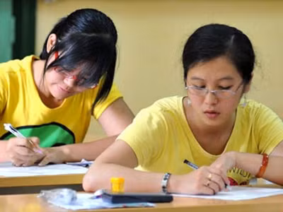 Những ngành 'đợi' hồ sơ xét tuyển NV2