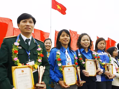 81 Bí thư đoàn cơ sở nhận giải thưởng 26-3