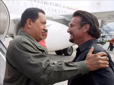 Sao Hollywood khóc thương Hugo Chavez